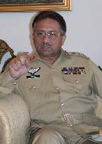 Musharraf rejects criticism Pakistan is losing sovereignty